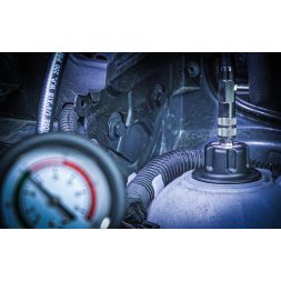 BGS hűtőrendszer nyomásmérő készlet 32 darabos