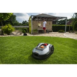 Riwall PRO akkumulátoros robotfűnyíró 600 m2, WiFi és Bluetooth vezérlési lehetőséggel RRM 650 APP